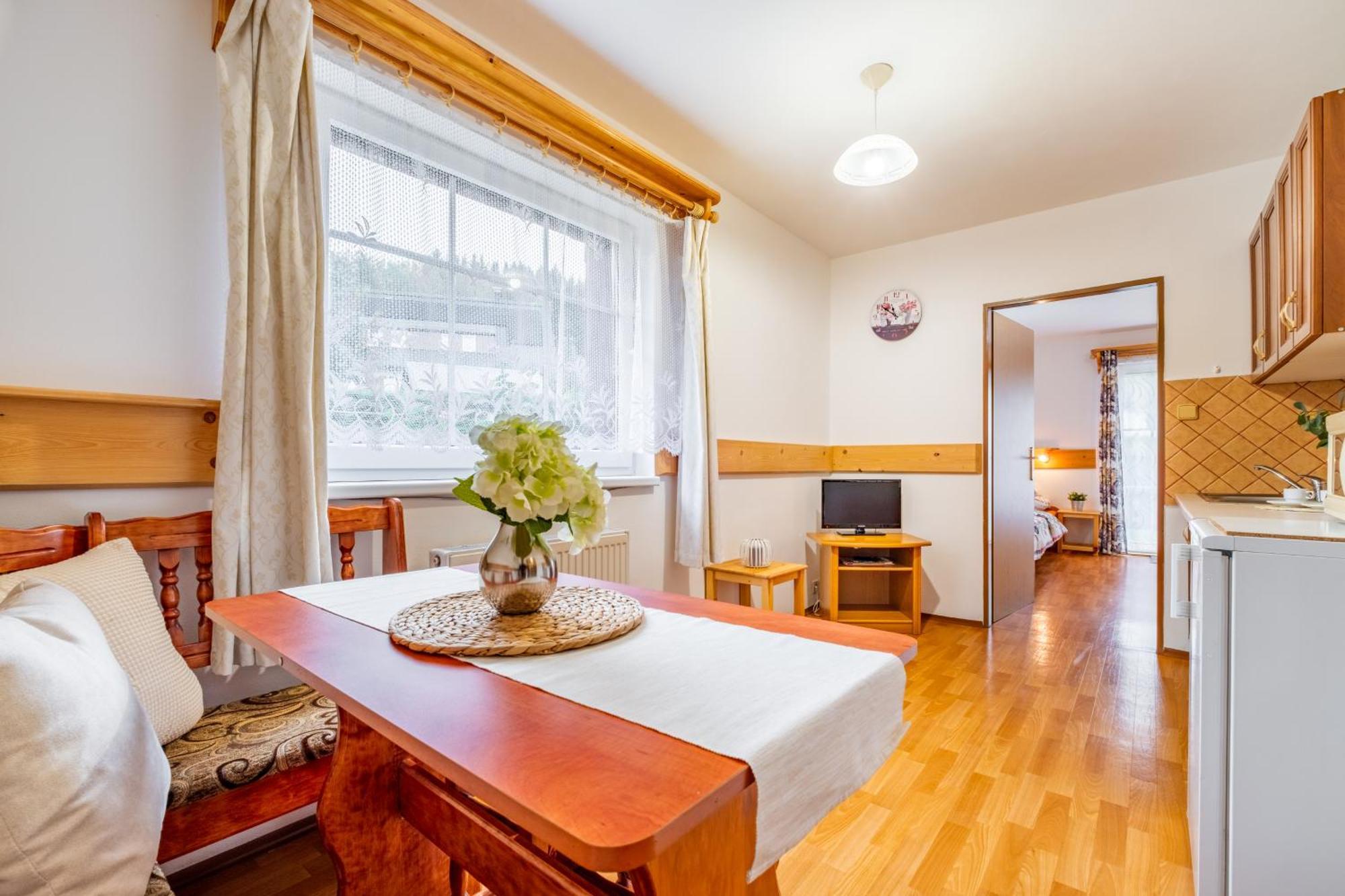 Apartmany Iwona 로끼뜨니쩨나드이제로우 외부 사진
